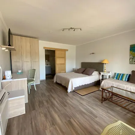 住宿加早餐酒店 L'oliveraie Toulouges