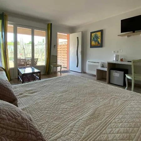 L'oliveraie 住宿加早餐酒店